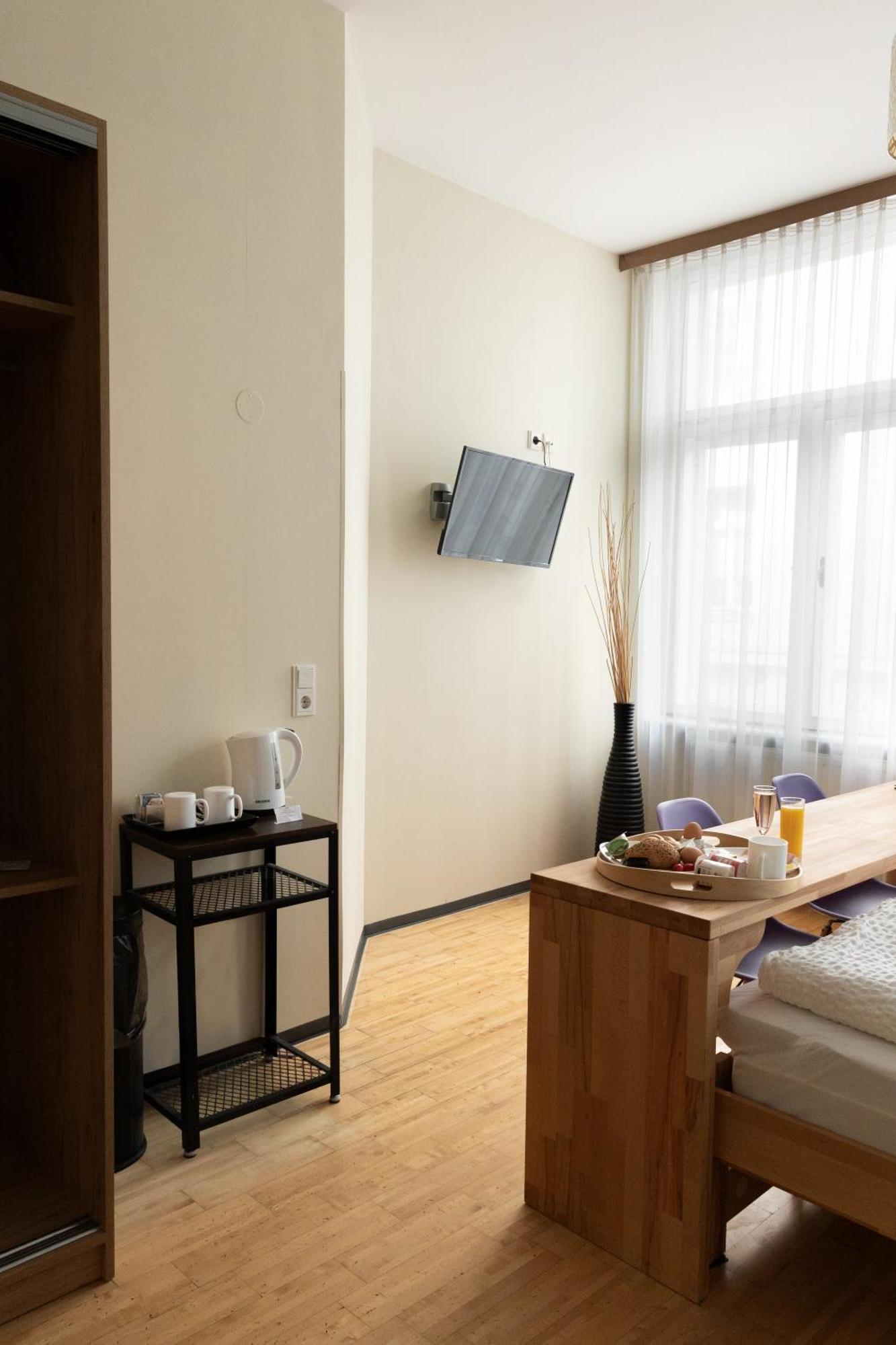 Pension A Und A Viena Exterior foto